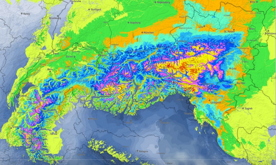 Nieuwe lading sneeuw onderweg naar de Alpen